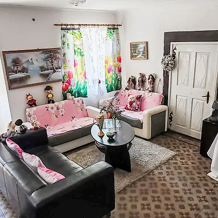 Jiretinska Chaloupka By Interhome *